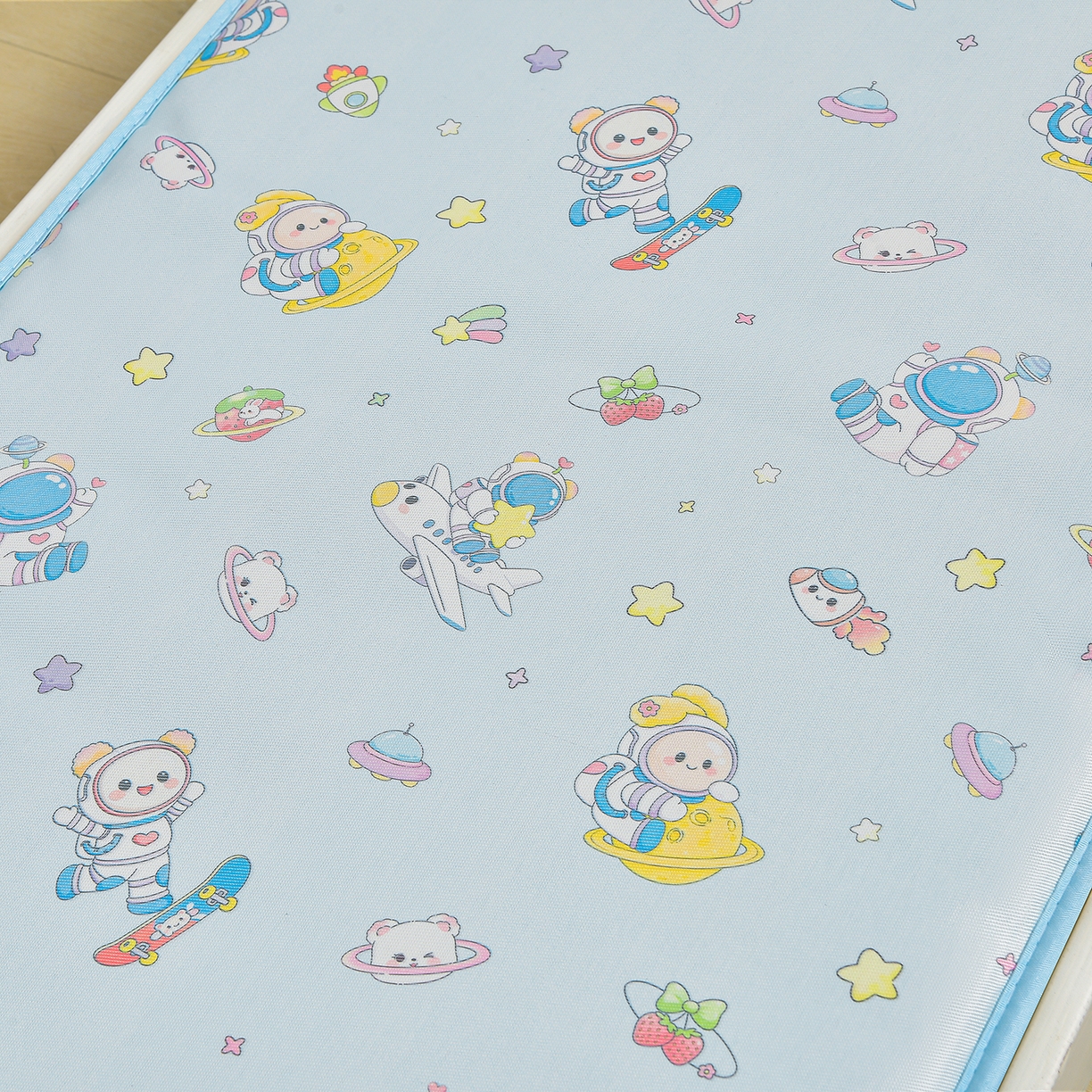 91家纺网 家纺一手货源 找家纺 宝贝优选 2026新款儿童凉席加厚四季床垫午休垫拼接床垫 宇宙之梦