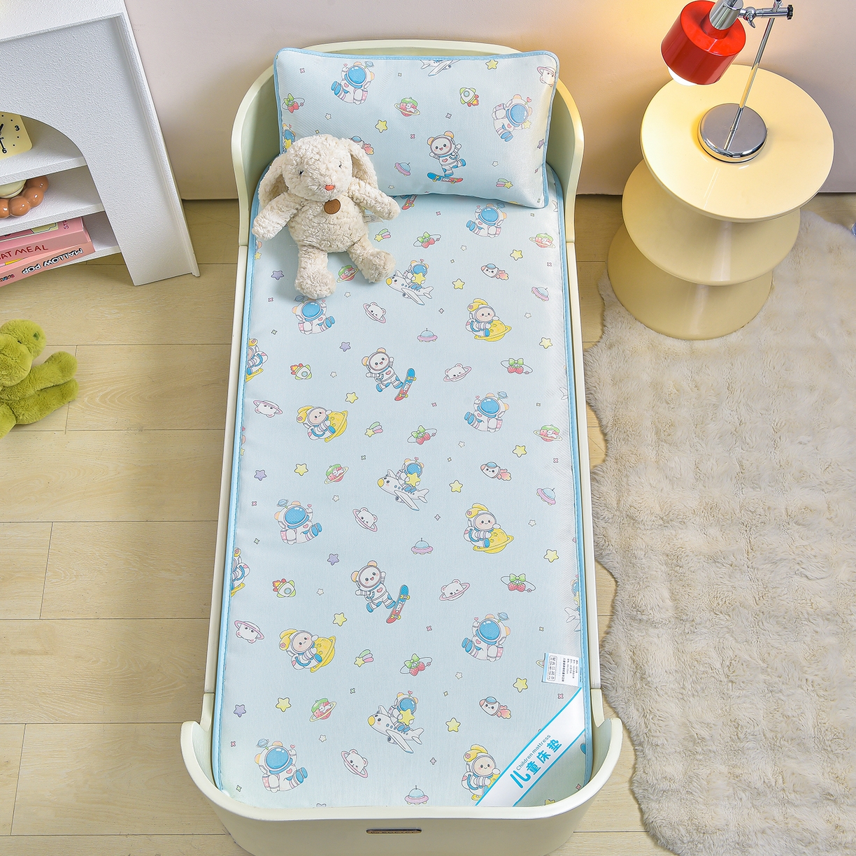 91家纺网 家纺一手货源 找家纺 宝贝优选 2026新款儿童凉席加厚四季床垫午休垫拼接床垫 宇宙之梦