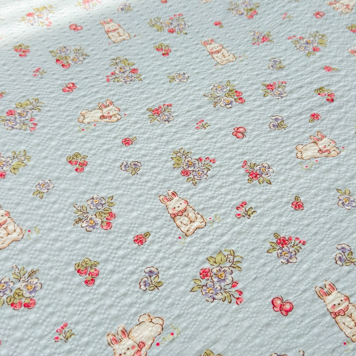 91家纺网 家纺一手货源 找家纺 梵朴 2026新款A类泡芙棉云感木棉邹邹纱双层纱床笠三件套 花从小兔