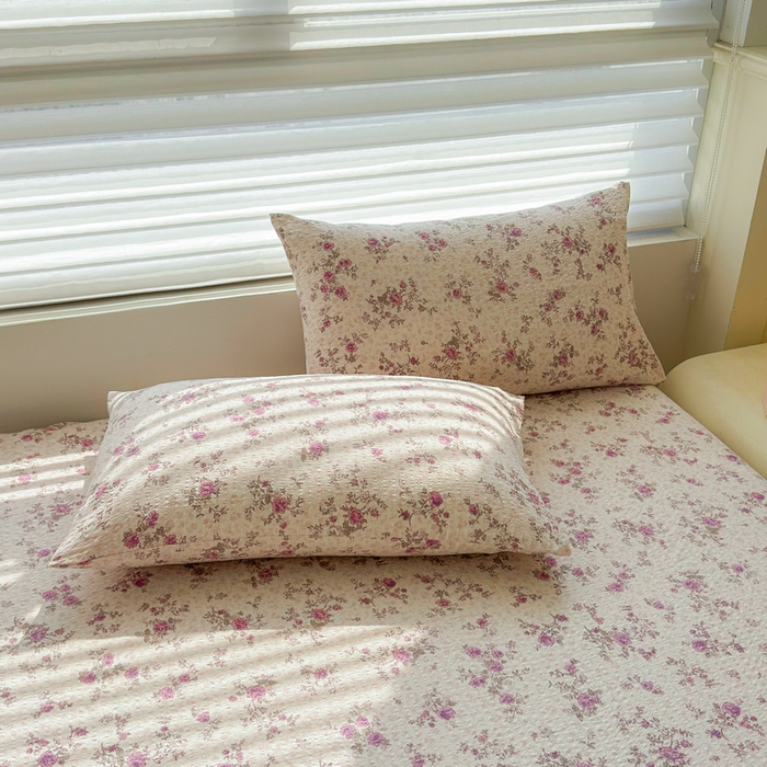 91家纺网 家纺一手货源 找家纺 梵朴 2026新款A类泡芙棉云感木棉邹邹纱双层纱床笠三件套 花季紫