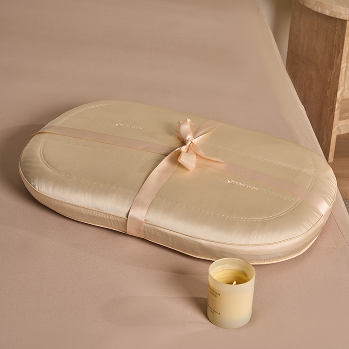 91家纺网 家纺一手货源 找家纺 微枕芯 2026新款生物基蚕丝玫瑰面包枕 香槟色