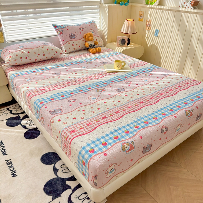 91家纺网 家纺一手货源 找家纺 梵朴 2026新款A类泡芙棉云感木棉邹邹纱双层纱床笠三件套 快乐小狗