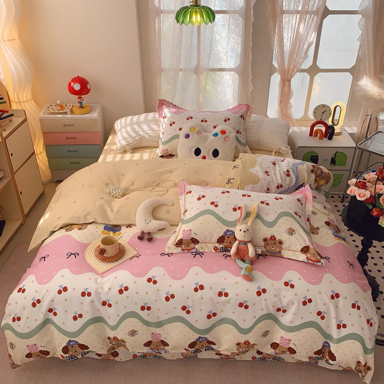 91家纺网 家纺一手货源 找家纺 奈萝家纺 2025新款全棉纯棉小清新印花四件套-第一波 樱桃狗狗