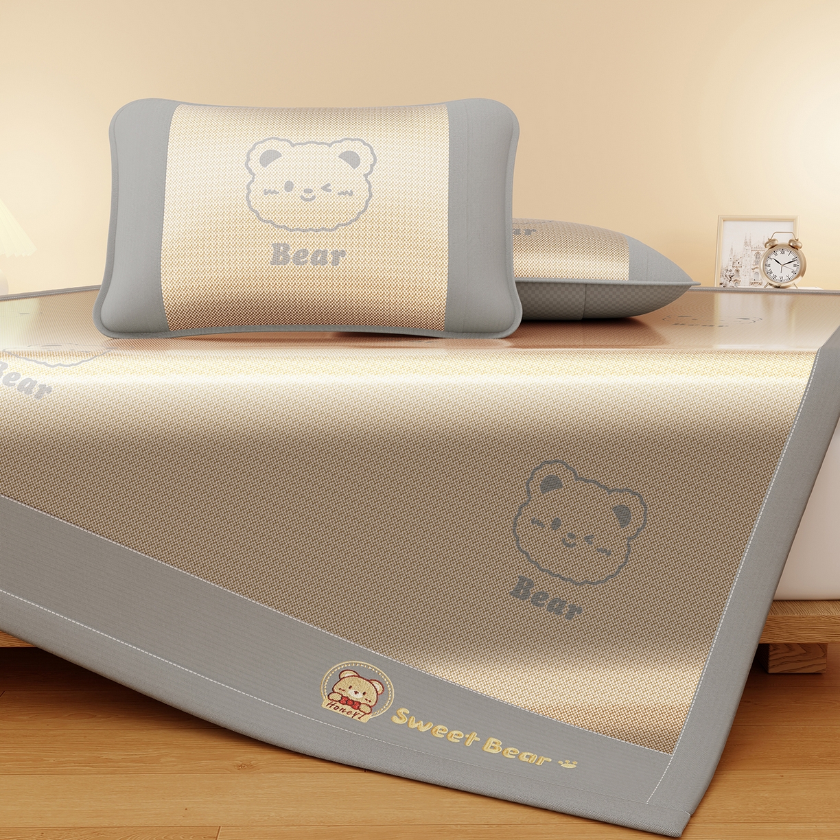 91家纺网 家纺一手货源 找家纺 女子家纺 2026新款水洗冰藤床席款床笠款凉席-快乐熊 快乐熊-香槟金