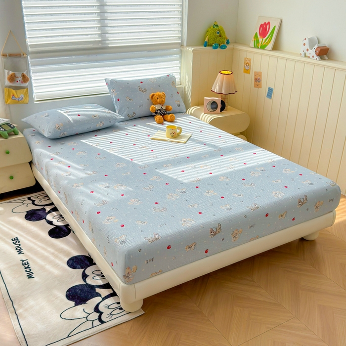 91家纺网 家纺一手货源 找家纺 梵朴 2026新款A类泡芙棉云感木棉邹邹纱双层纱床笠三件套 猫咪蓝