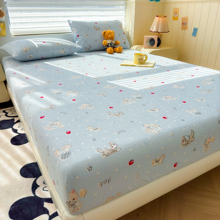 91家纺网 家纺一手货源 找家纺 梵朴 2026新款A类泡芙棉云感木棉邹邹纱双层纱床笠三件套 猫咪蓝