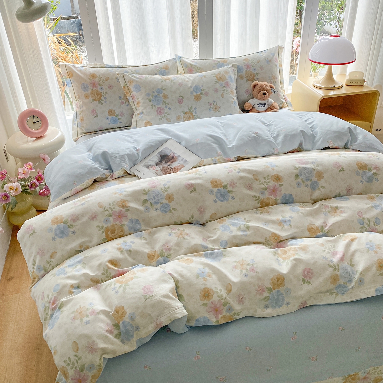 91家纺网 家纺一手货源 找家纺 钰锦铂2026新款直播爆款全棉四件套13070吊边床单一字绣印花纯棉三件套四件套 花萃清风-兰