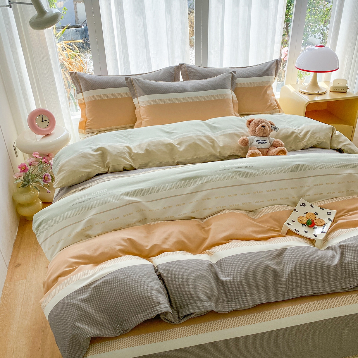 91家纺网 家纺一手货源 找家纺 钰锦铂2026新款直播爆款全棉四件套13070吊边床单一字绣印花纯棉三件套四件套 晴空月半—桔