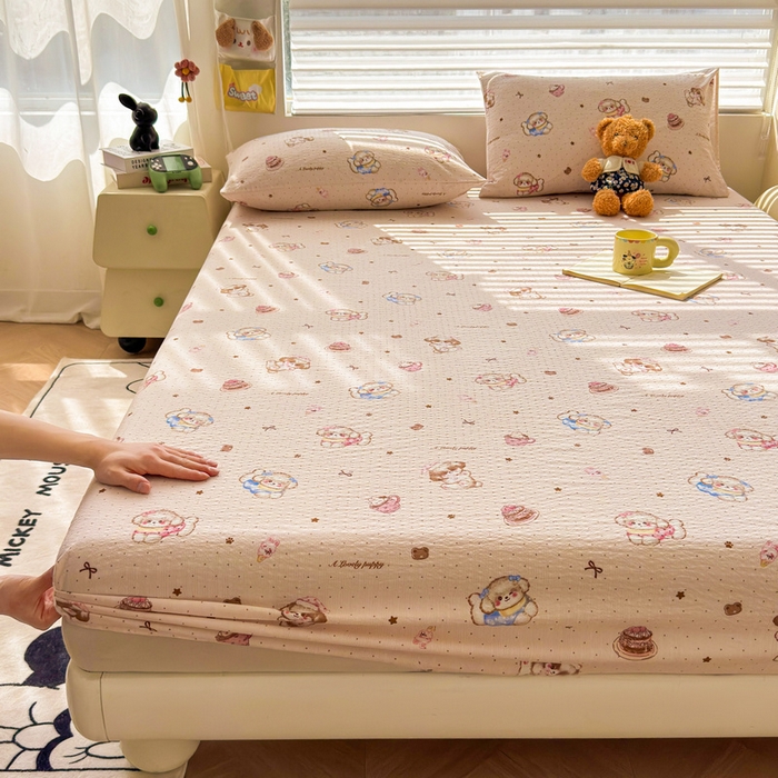 91家纺网 家纺一手货源 找家纺 梵朴 2026新款A类泡芙棉云感木棉邹邹纱双层纱床笠三件套 甜品萌狗