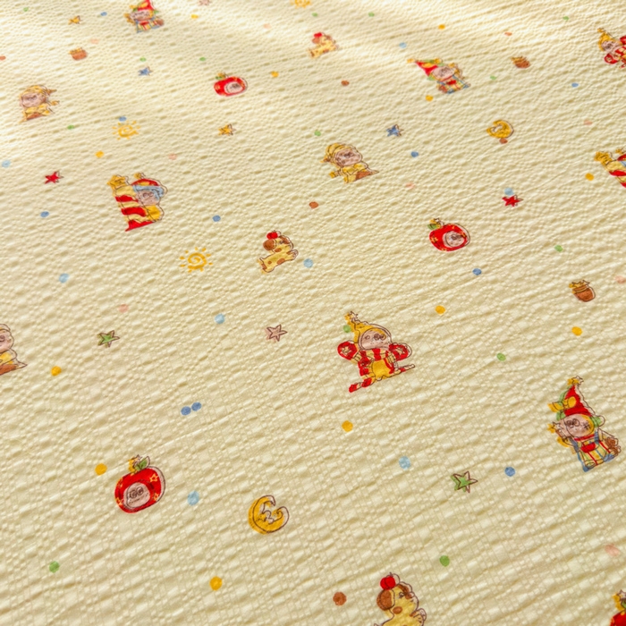 91家纺网 家纺一手货源 找家纺 梵朴 2026新款A类泡芙棉云感木棉邹邹纱双层纱床笠三件套 星星玩偶黄