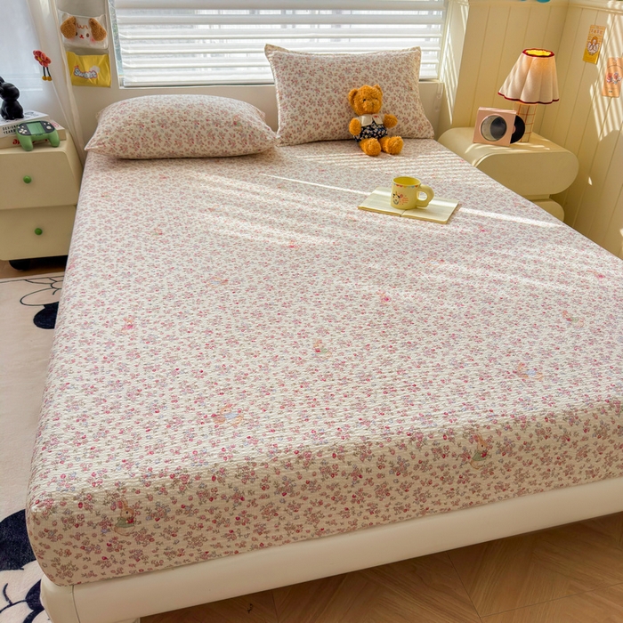 91家纺网 家纺一手货源 找家纺 梵朴 2026新款A类泡芙棉云感木棉邹邹纱双层纱床笠三件套 紫花免