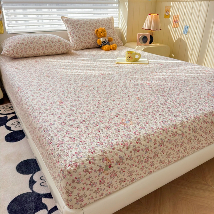 91家纺网 家纺一手货源 找家纺 梵朴 2026新款A类泡芙棉云感木棉邹邹纱双层纱床笠三件套 紫花免