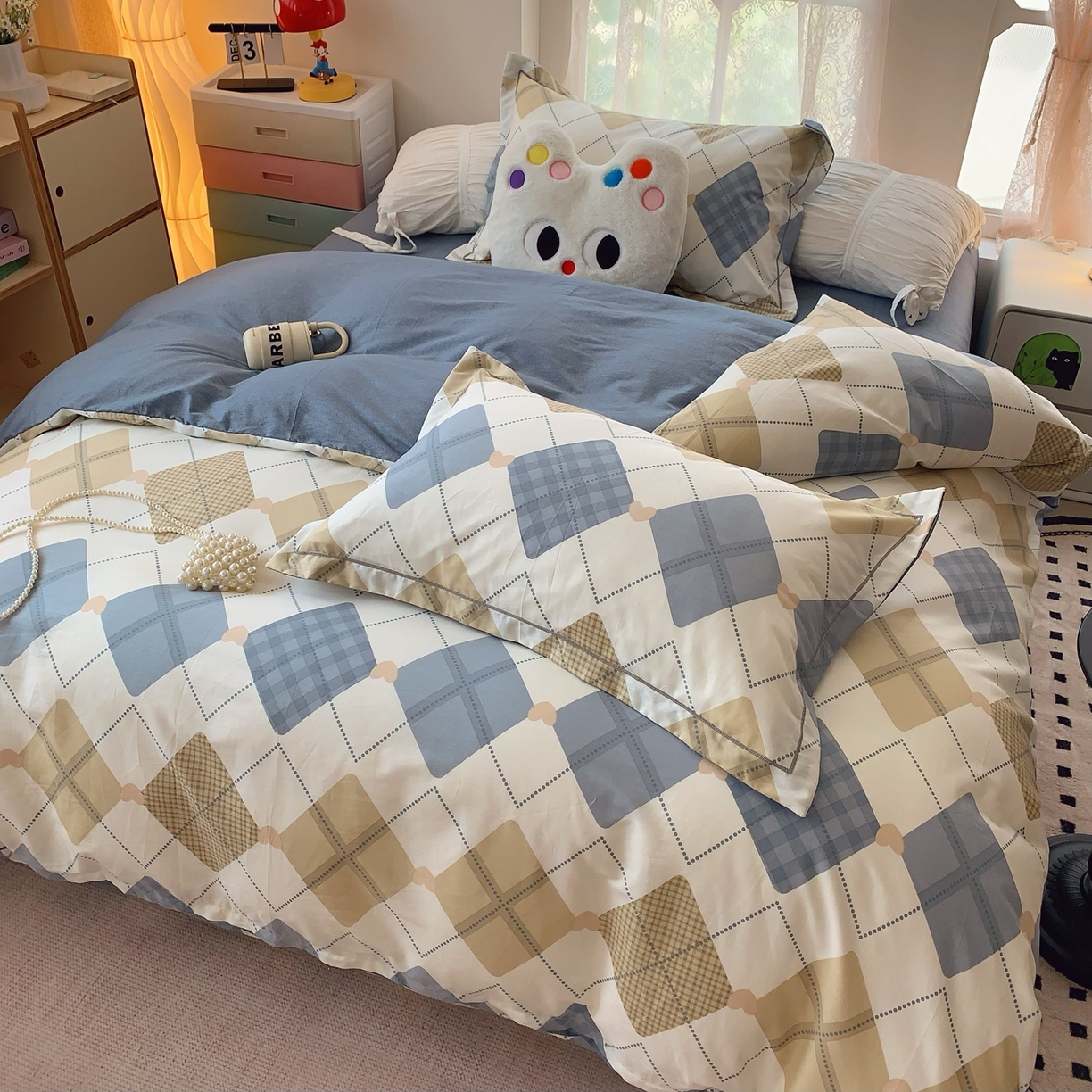 91家纺网 家纺一手货源 找家纺 奈萝家纺 2025新款全棉纯棉小清新印花四件套-第二波 学院风