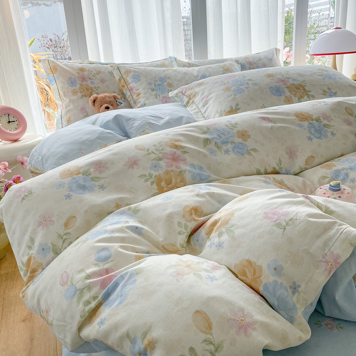 91家纺网 家纺一手货源 找家纺 钰锦铂2026新款直播爆款全棉四件套13070吊边床单一字绣印花纯棉三件套四件套 花萃清风-兰