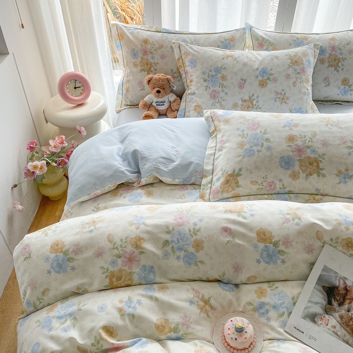 91家纺网 家纺一手货源 找家纺 钰锦铂2026新款直播爆款全棉四件套13070吊边床单一字绣印花纯棉三件套四件套 花萃清风-兰