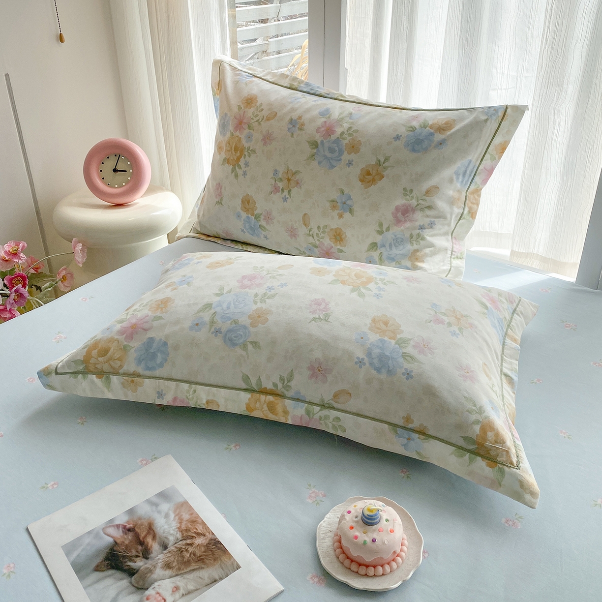 91家纺网 家纺一手货源 找家纺 钰锦铂2026新款直播爆款全棉四件套13070吊边床单一字绣印花纯棉三件套四件套 花萃清风-兰