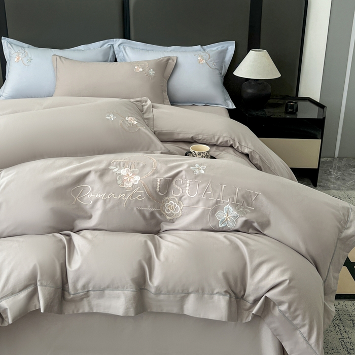 91家纺网 家纺一手货源 找家纺 AB家纺  2026年新款全棉绣花四件套—春妍 春妍-银灰