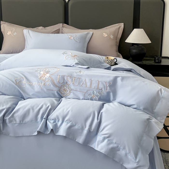 91家纺网 家纺一手货源 找家纺 AB家纺  2026年新款全棉绣花四件套—春妍 春妍-浅蓝