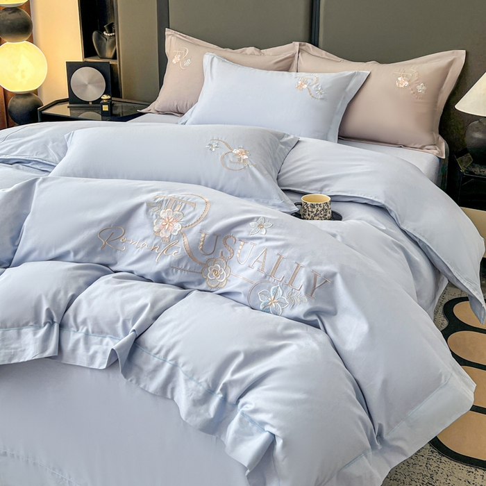 91家纺网 家纺一手货源 找家纺 AB家纺  2026年新款全棉绣花四件套—春妍 春妍-浅蓝