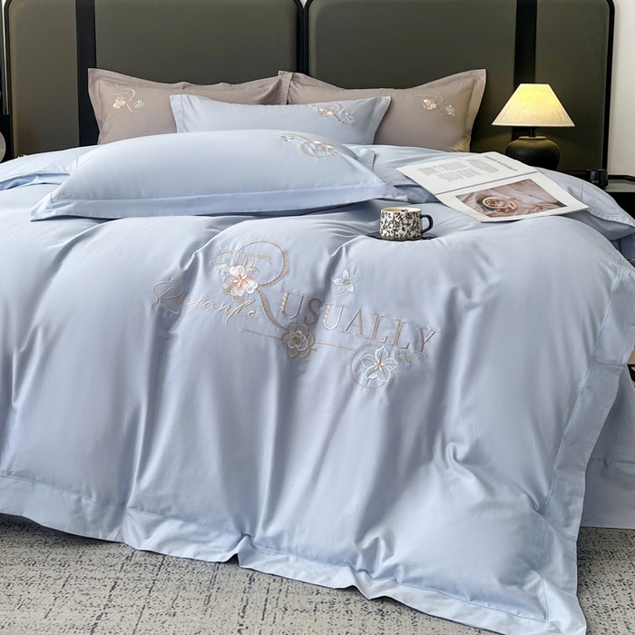 91家纺网 家纺一手货源 找家纺 AB家纺  2026年新款全棉绣花四件套—春妍 春妍-浅蓝