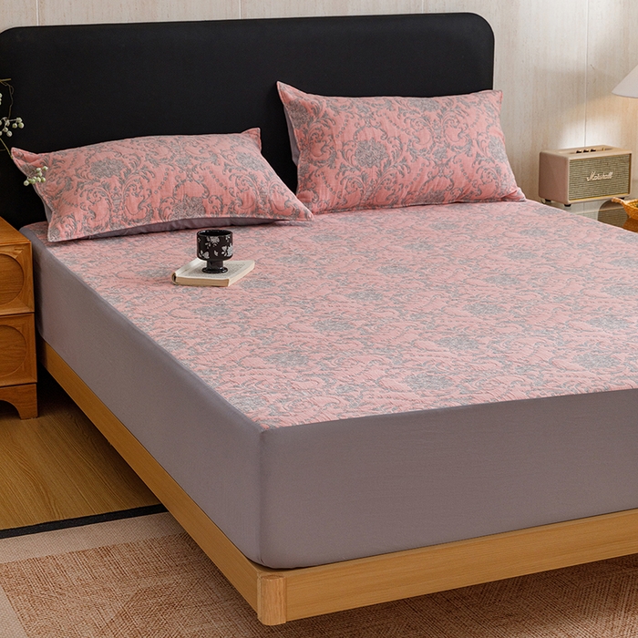 91家纺网 家纺一手货源 找家纺 悦然毛巾被 2026新款全棉三层纱加厚纱布枕套床笠三件套 欧韵粉