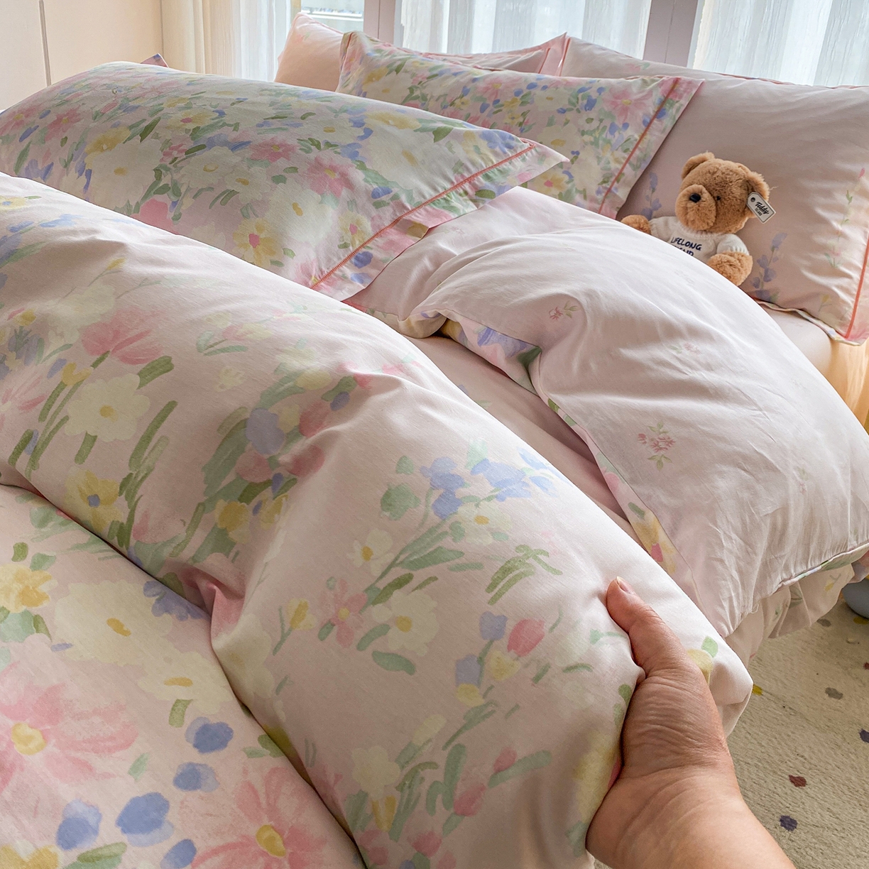 91家纺网 家纺一手货源 找家纺 钰锦铂2026新款直播爆款全棉四件套13070吊边床单一字绣印花纯棉三件套四件套 浣溪沙-粉