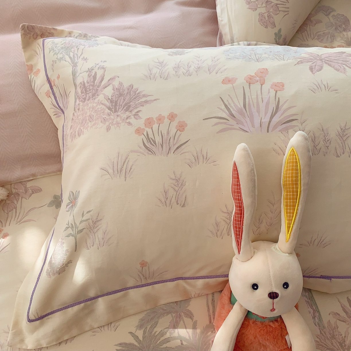 91家纺网 家纺一手货源 找家纺 奈萝家纺 2025新款全棉纯棉小清新印花四件套-第二波 雾迟