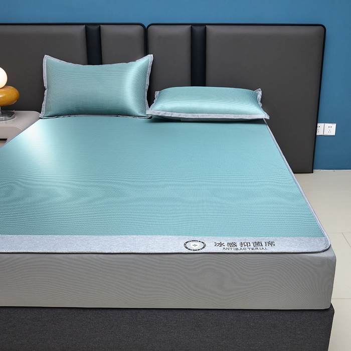 91家纺网 家纺一手货源 找家纺 铺尚美家纺 2026 新款A类复合加厚三明治抗菌碳光冰丝席子凉席三件套 抗菌碳光水丝席床笠款-水绿