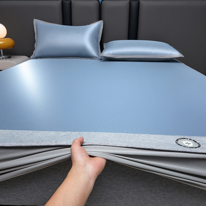 91家纺网 家纺一手货源 找家纺 铺尚美家纺 2026 新款A类复合加厚三明治抗菌碳光冰丝席子凉席三件套 抗菌碳光水丝席床笠款-天蓝