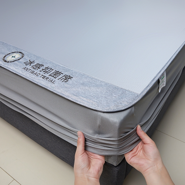 91家纺网 家纺一手货源 找家纺 铺尚美家纺 2026 新款A类复合加厚三明治抗菌碳光冰丝席子凉席三件套 抗菌碳光水丝席床笠款-绅士灰