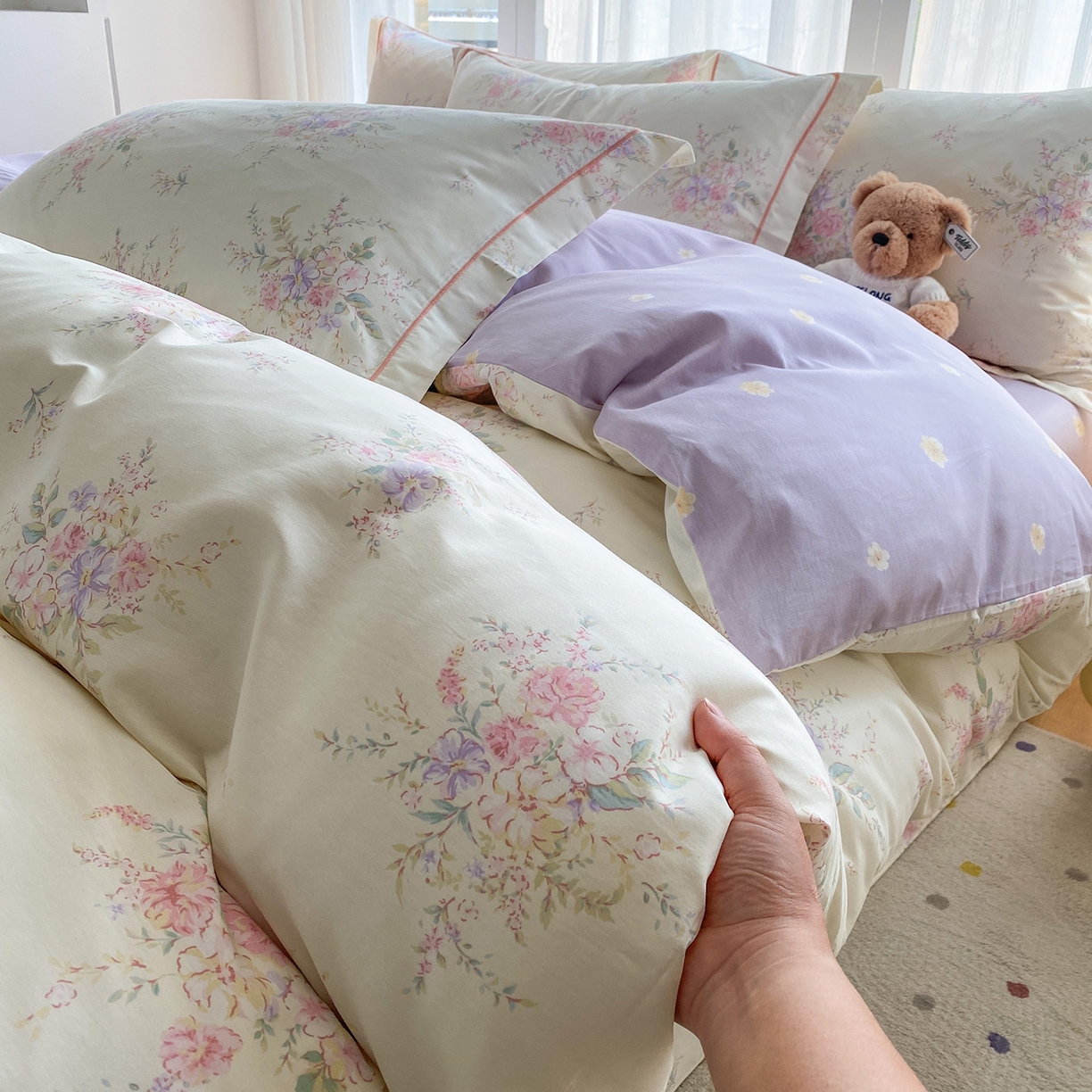 91家纺网 家纺一手货源 找家纺 钰锦铂2026新款直播爆款全棉四件套13070吊边床单一字绣印花纯棉三件套四件套 江南小调-米