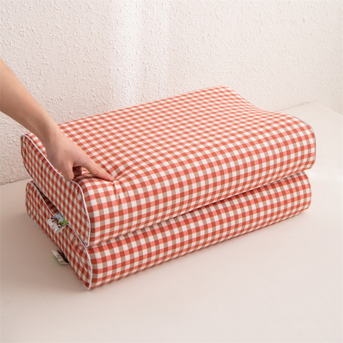 91家纺网 家纺一手货源 找家纺 仁宇枕业 2026新款全棉色织水洗棉儿童乳胶枕中老年成人乳胶枕头枕芯 无印风乳胶枕-蜜粉小格