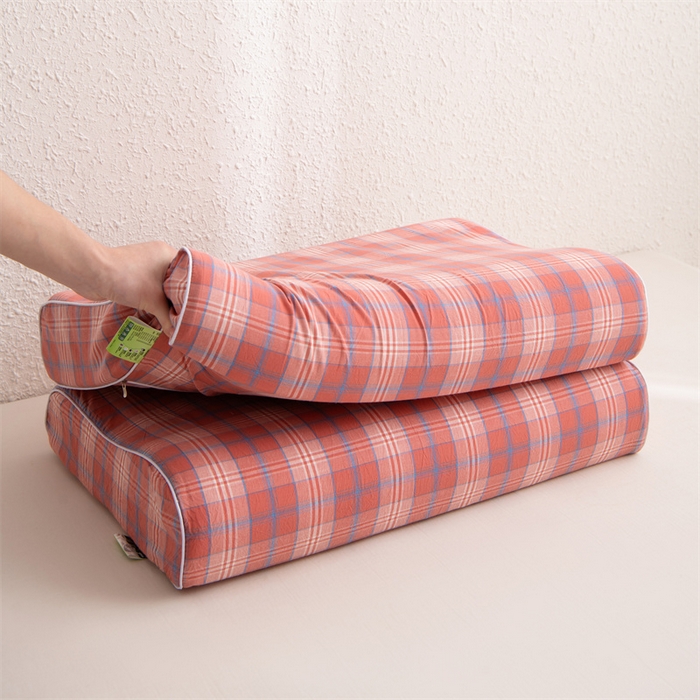 91家纺网 家纺一手货源 找家纺 仁宇枕业 2026新款全棉色织水洗棉儿童乳胶枕中老年成人乳胶枕头枕芯 无印风乳胶枕-红粉大格