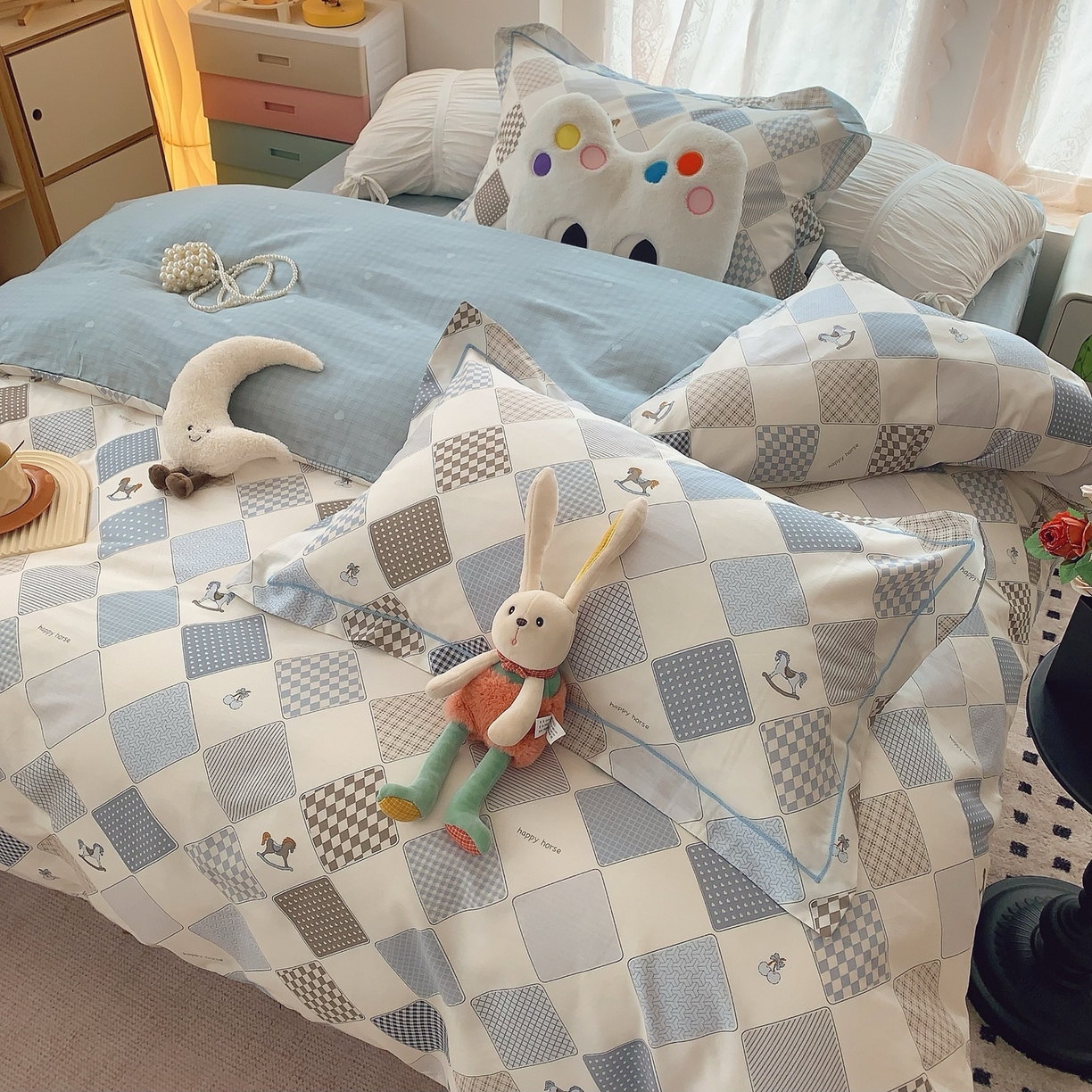 91家纺网 家纺一手货源 找家纺 奈萝家纺 2025新款全棉纯棉小清新印花四件套-第二波 青春马达