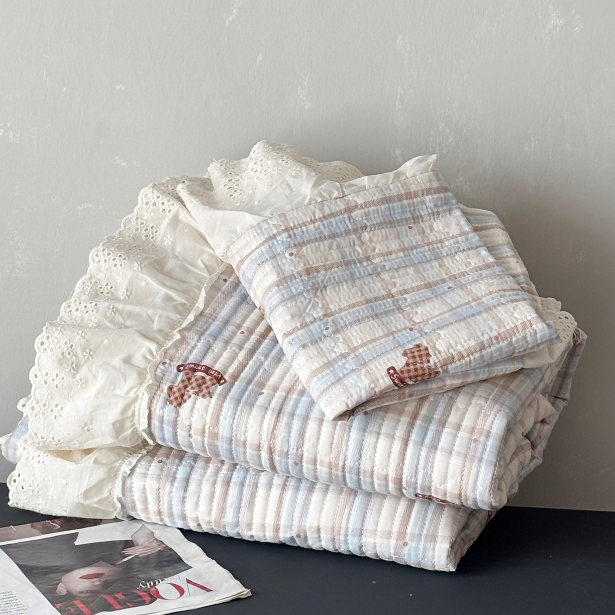 91家纺网 家纺一手货源 找家纺 满座家居 2026新款法式纯棉花边全棉床盖四件套小碎花田园风 木马