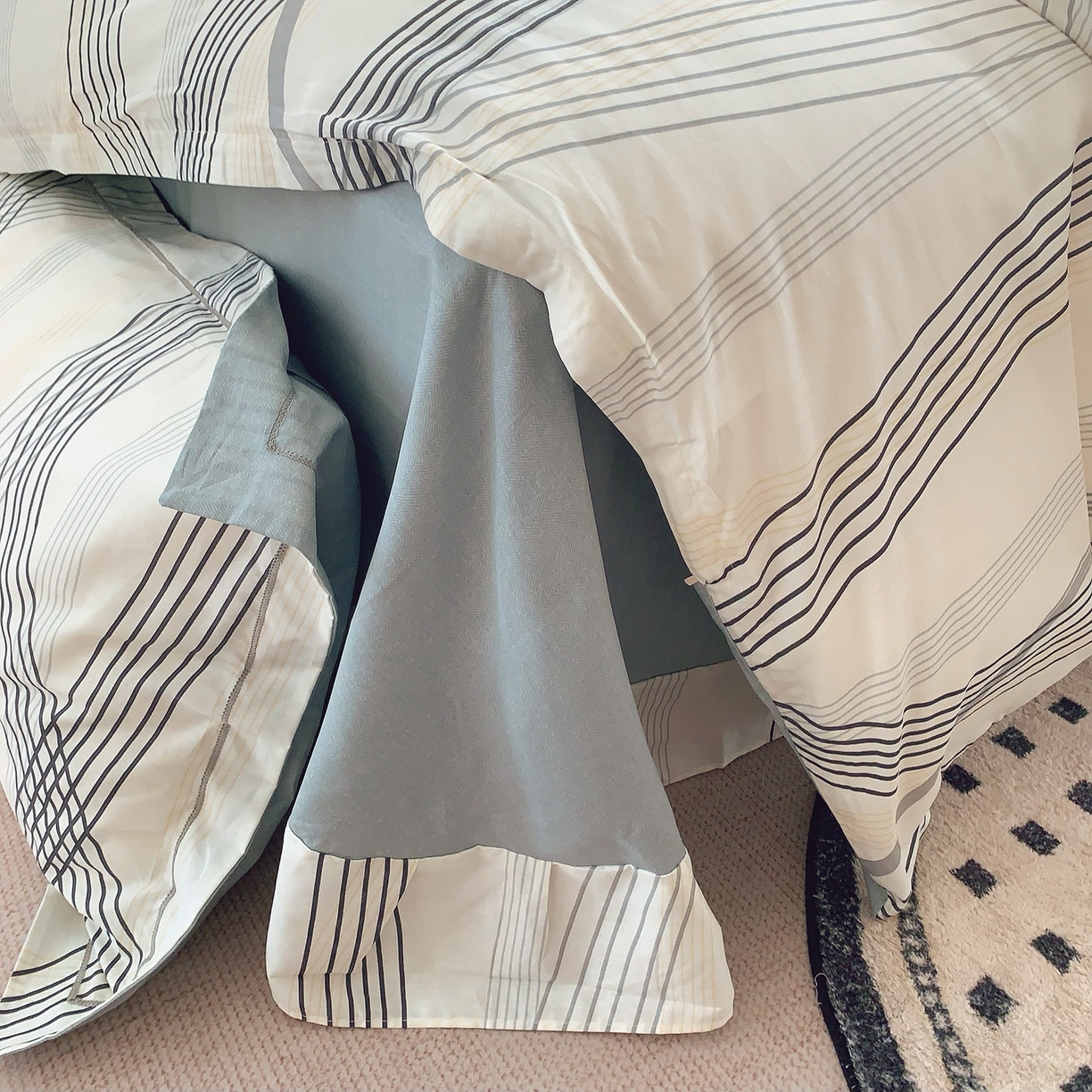 91家纺网 家纺一手货源 找家纺 奈萝家纺 2025新款全棉纯棉小清新印花四件套-第二波 莱茵河灰