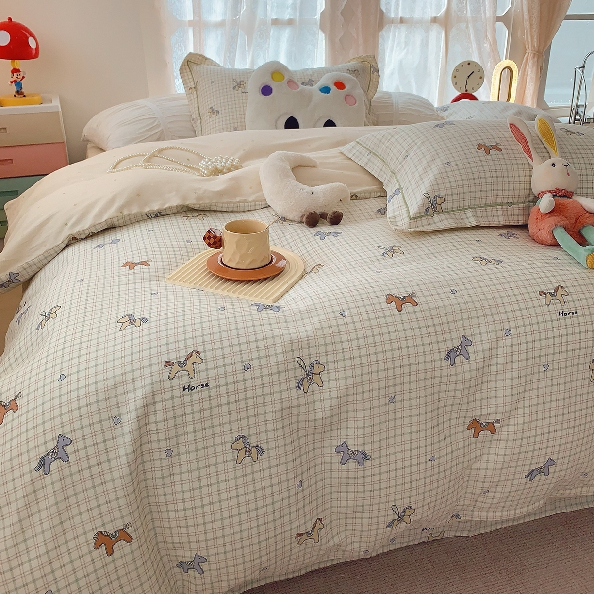 91家纺网 家纺一手货源 找家纺 奈萝家纺 2025新款全棉纯棉小清新印花四件套-第二波 快乐小马