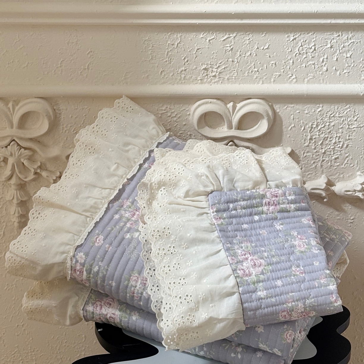 91家纺网 家纺一手货源 找家纺 满座家居 2026新款法式纯棉花边全棉床盖四件套小碎花田园风 紫韵