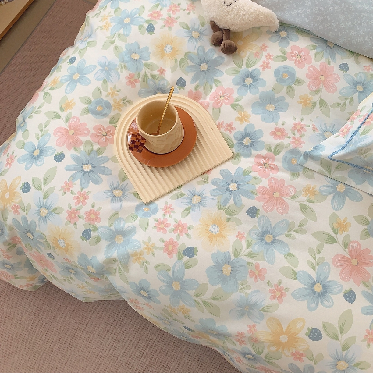 91家纺网 家纺一手货源 找家纺 奈萝家纺 2025新款全棉纯棉小清新印花四件套-第二波 春田花花