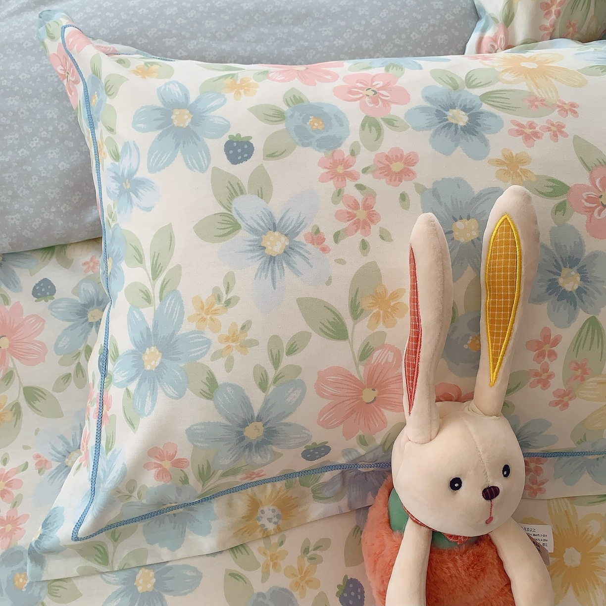 91家纺网 家纺一手货源 找家纺 奈萝家纺 2025新款全棉纯棉小清新印花四件套-第二波 春田花花