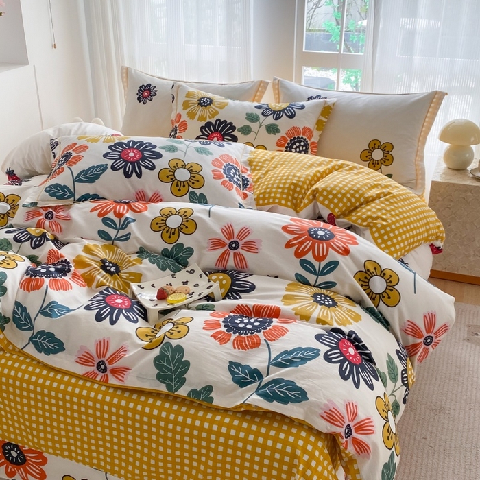 91家纺网 家纺一手货源 找家纺 钰锦铂2026新款直播爆款全棉四件套13070吊边床单一字绣印花纯棉三件套四件套 暖阳朵朵