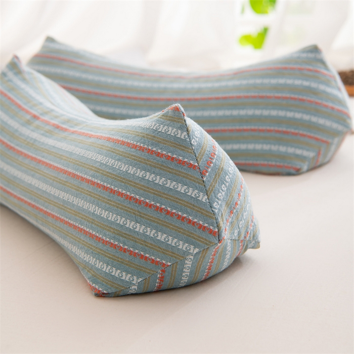 91家纺网 家纺一手货源 找家纺 仁宇枕业 2026新款全棉提花水洗棉条纹三角菱形荞麦护颈椎枕枕头枕芯 条纹三角荞麦枕-深蓝色