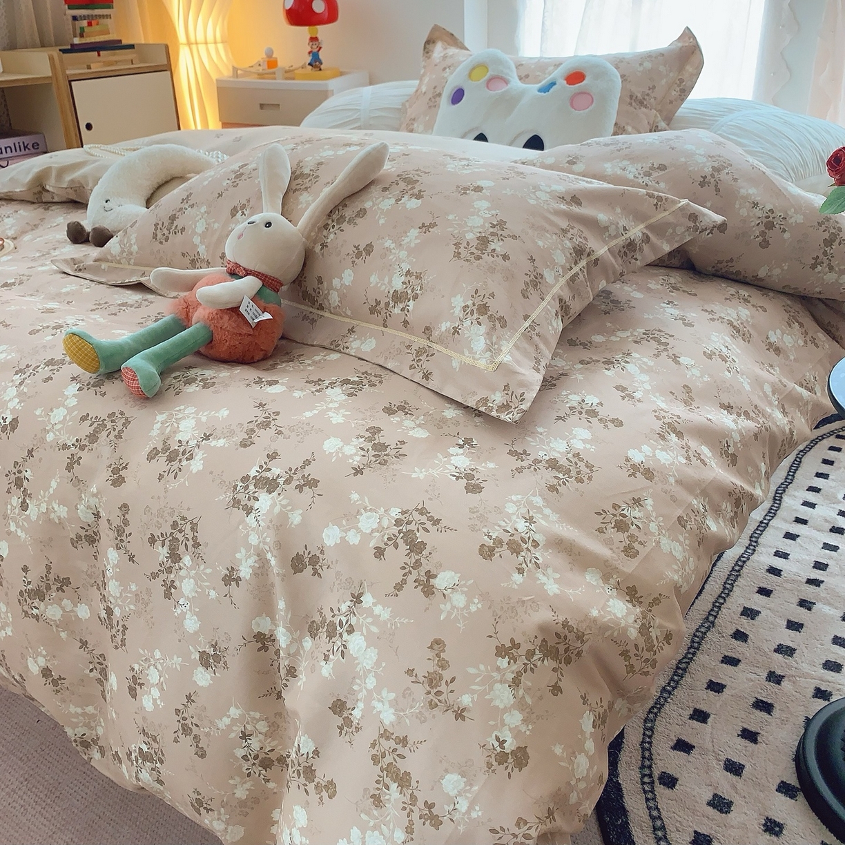 91家纺网 家纺一手货源 找家纺 奈萝家纺 2025新款全棉纯棉小清新印花四件套-第二波 安之若素