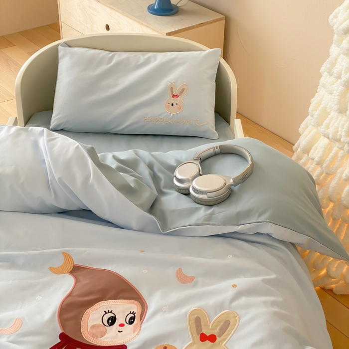 91家纺网 家纺一手货源 找家纺 宝贝优选 2026新款100支澳棉纯棉幼儿园学生三件套多件套 卡卡男孩