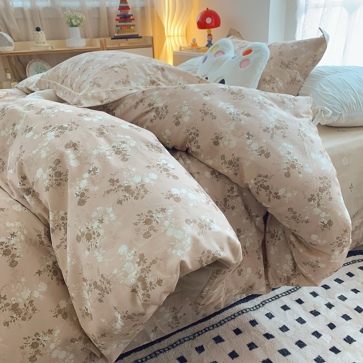 91家纺网 家纺一手货源 找家纺 奈萝家纺 2025新款全棉纯棉小清新印花四件套-第二波 安之若素