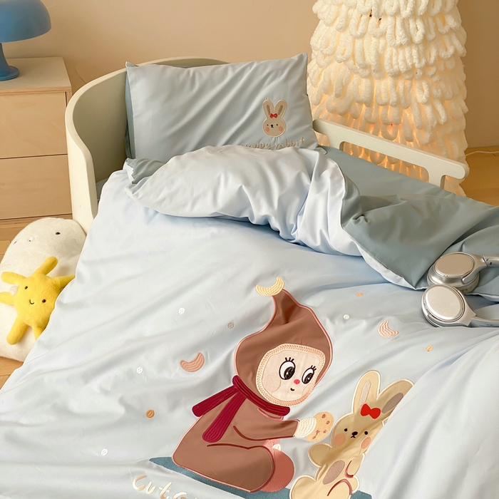 91家纺网 家纺一手货源 找家纺 宝贝优选 2026新款100支澳棉纯棉幼儿园学生三件套多件套 卡卡男孩