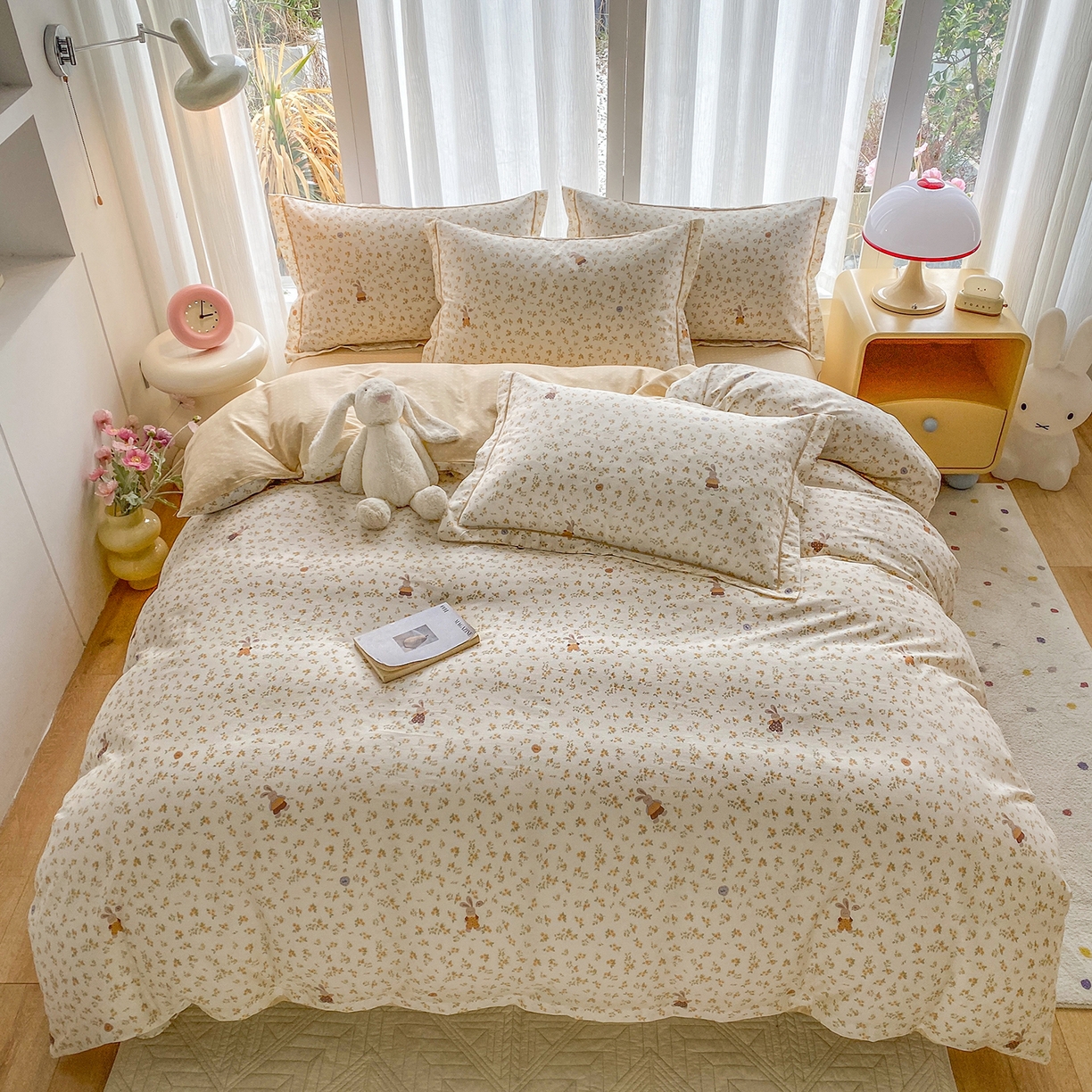 91家纺网 家纺一手货源 找家纺 钰锦铂2026新款直播爆款全棉四件套13070吊边床单一字绣印花纯棉三件套四件套 兔兔-咖