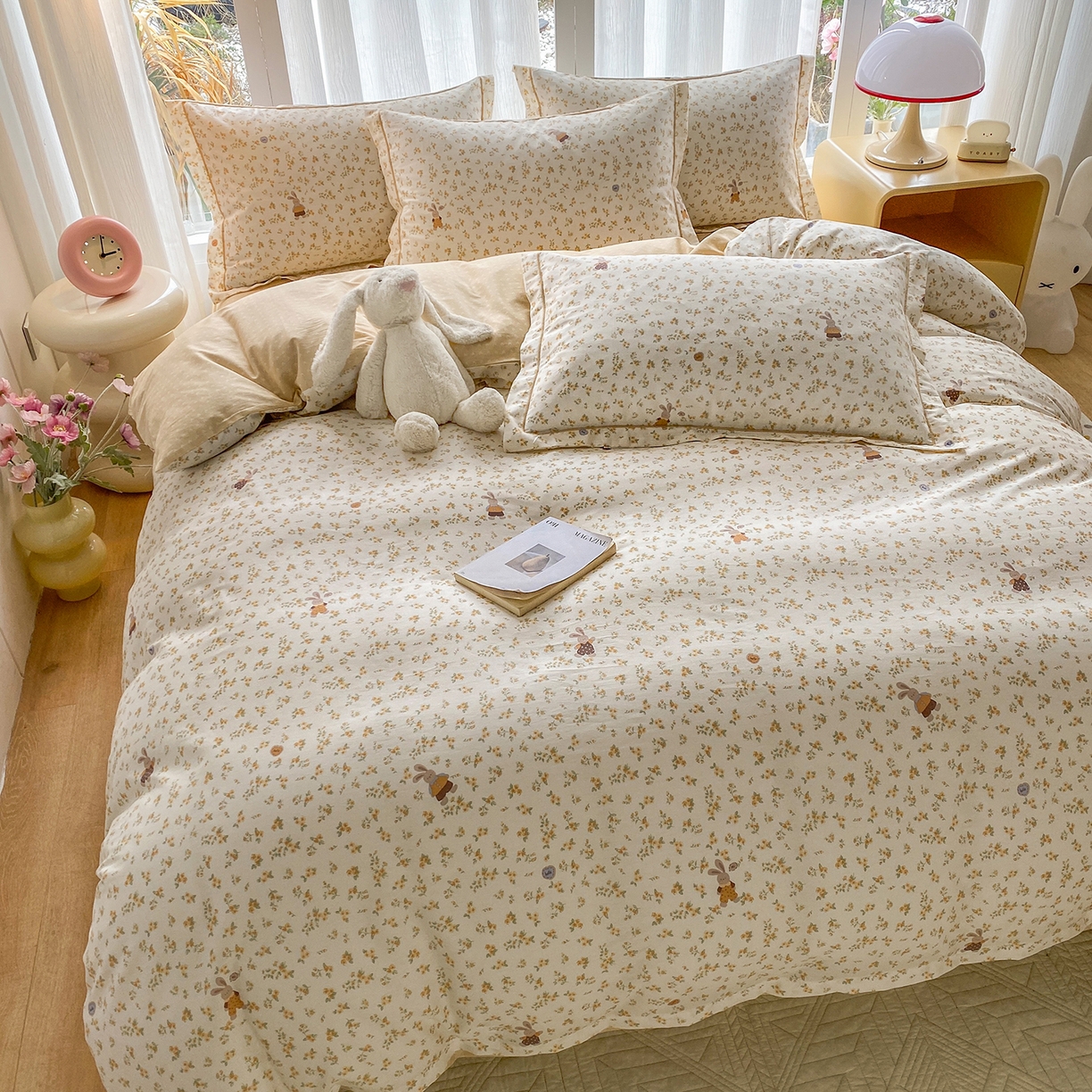 91家纺网 家纺一手货源 找家纺 钰锦铂2026新款直播爆款全棉四件套13070吊边床单一字绣印花纯棉三件套四件套 兔兔-咖