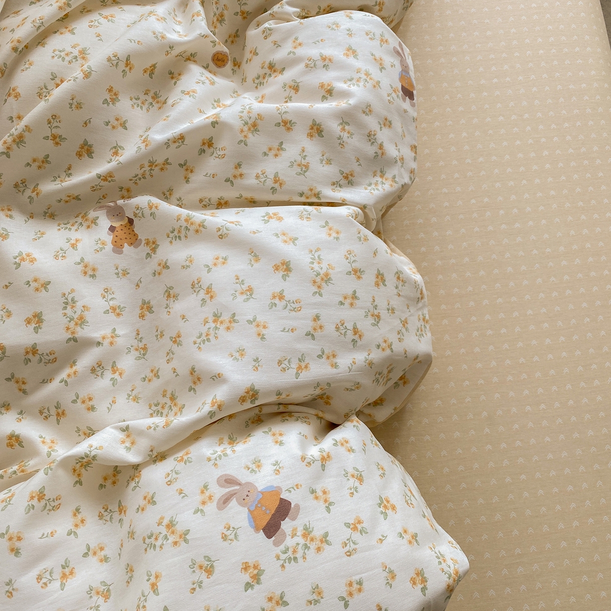 91家纺网 家纺一手货源 找家纺 钰锦铂2026新款直播爆款全棉四件套13070吊边床单一字绣印花纯棉三件套四件套 兔兔-咖