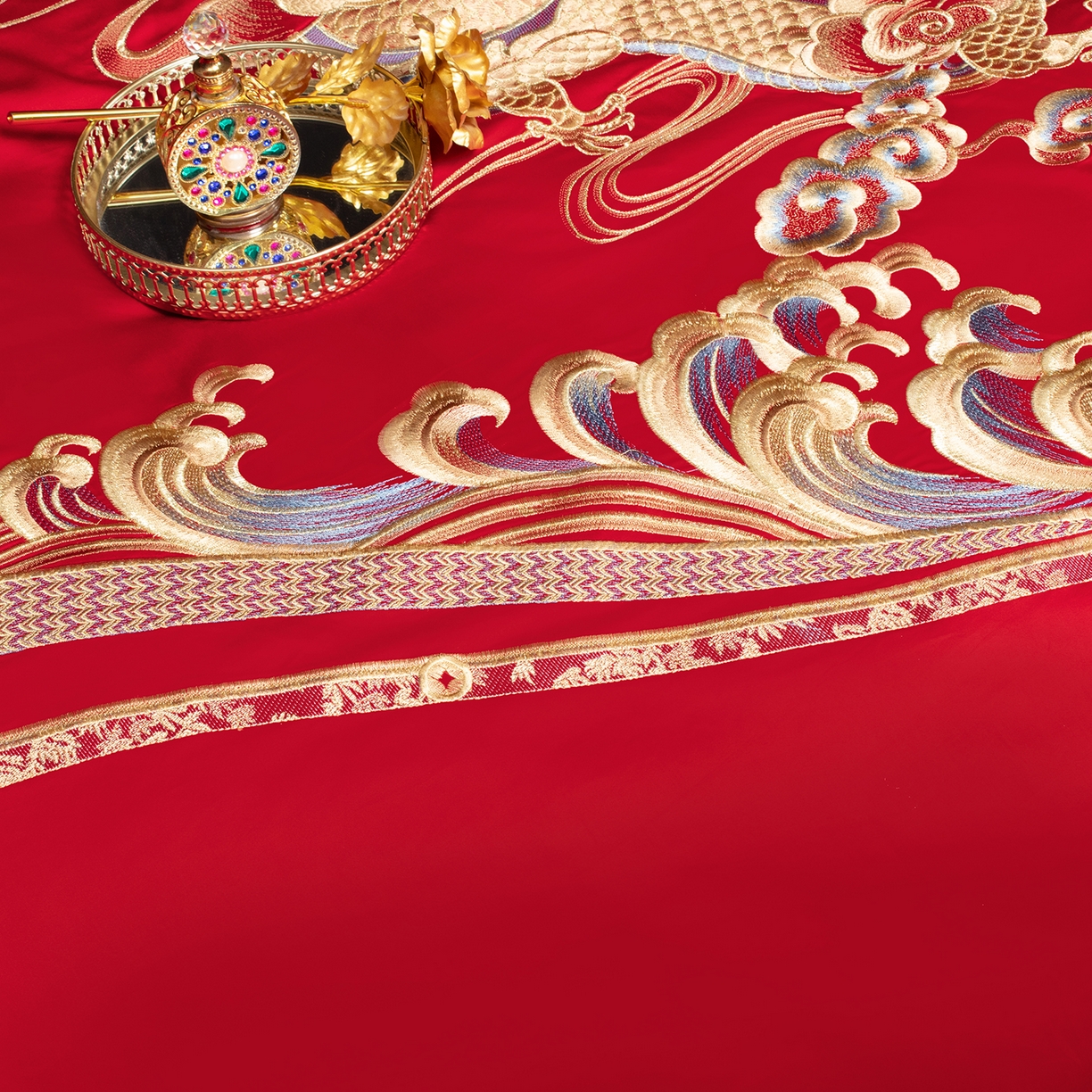 91家纺网 家纺一手货源 找家纺 柏拉图 2026新款100s长绒棉纯棉贡缎提花重工艺刺绣婚庆四件套多件套 锦绣龙凤